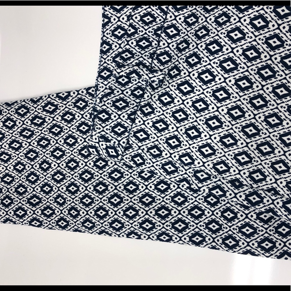 H&M cropped pants, size 6